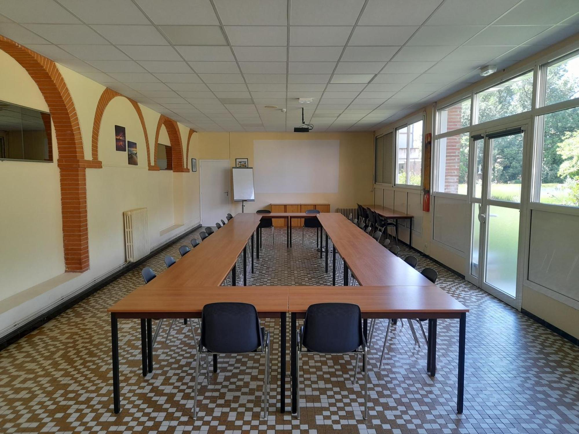 Centre Louis Ormieres Hotel Montauban Exterior photo